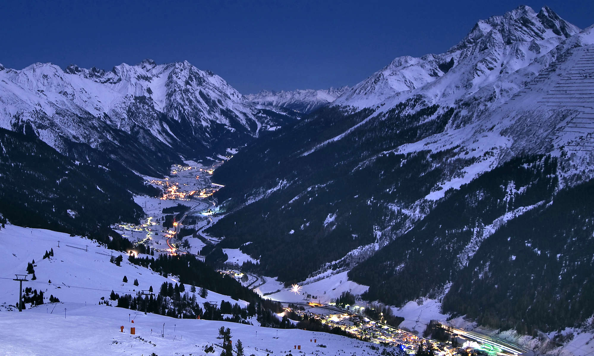  Night view of St Anton from the Galzig mountain.