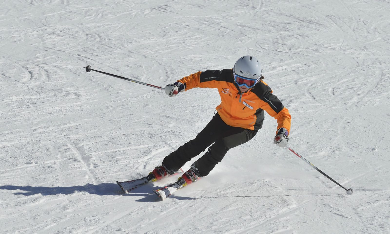 The right skiing technique: the perfect body posture - CheckYeti Blog