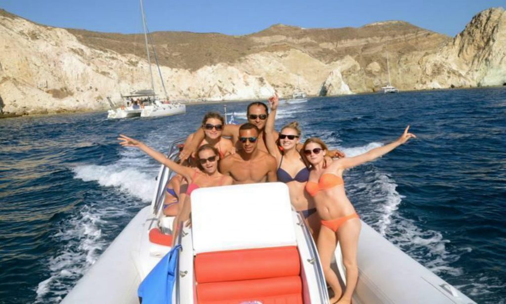 boat trips in perissa santorini