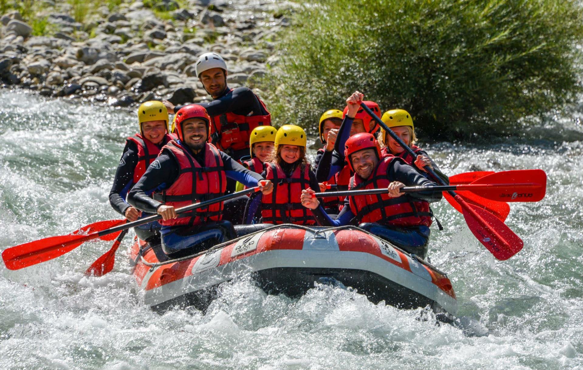 White Water Rafting Your ultimate guide 👌 CheckYeti Blog