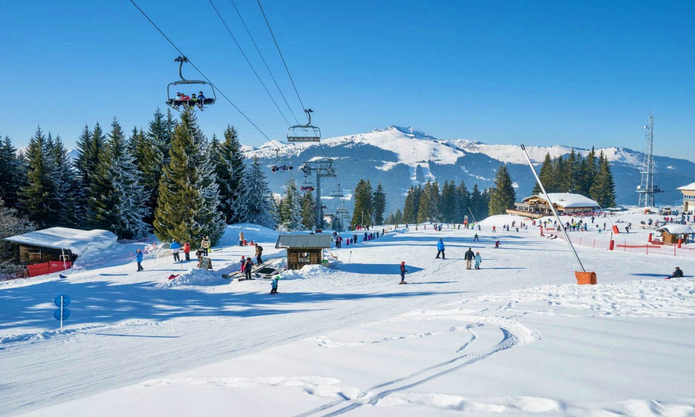 Skiing near Geneva: the 5 ski resorts not to be missed - CheckYeti Blog