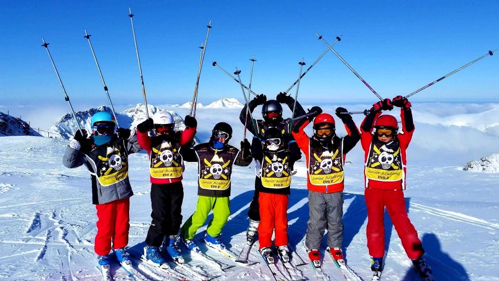 The children are happy to start the Ski Course where they can learn to ski in Avoriaz.