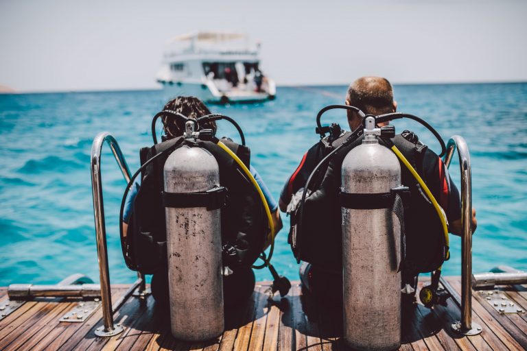 Scuba Diving for Beginners 5 essential tips to get started